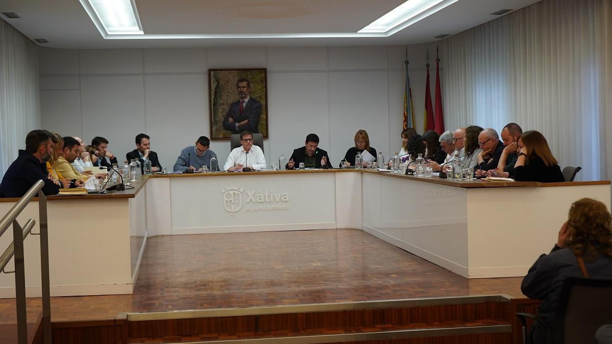 El pleno celebrado este 30 de abril en Xàtiva.