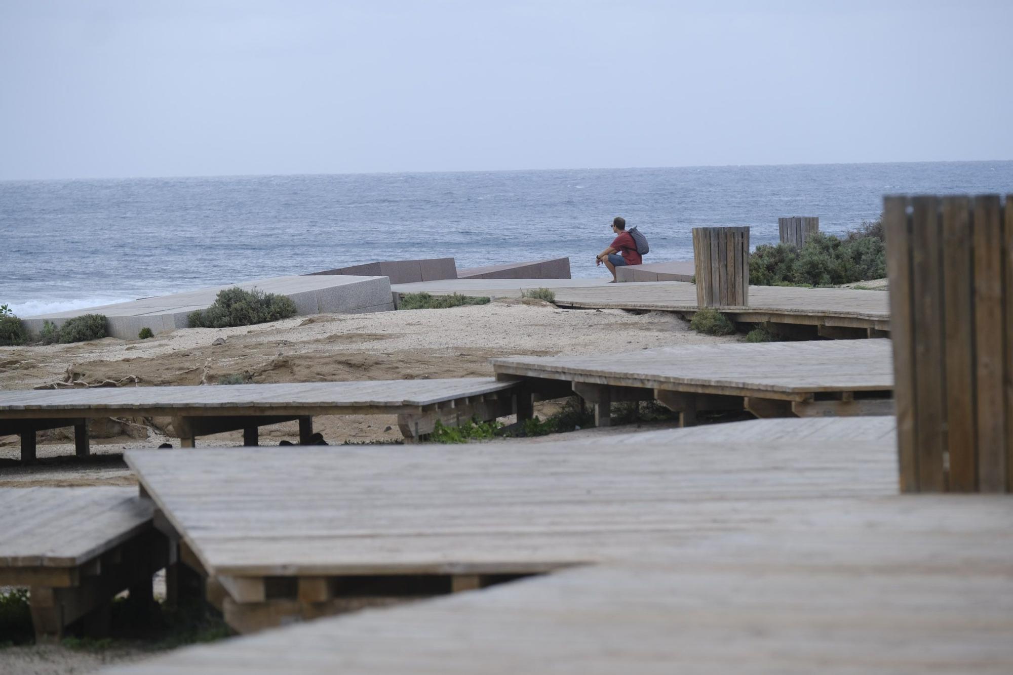 Abierto de nuevo el acceso a El Confital tras 'Hermine'