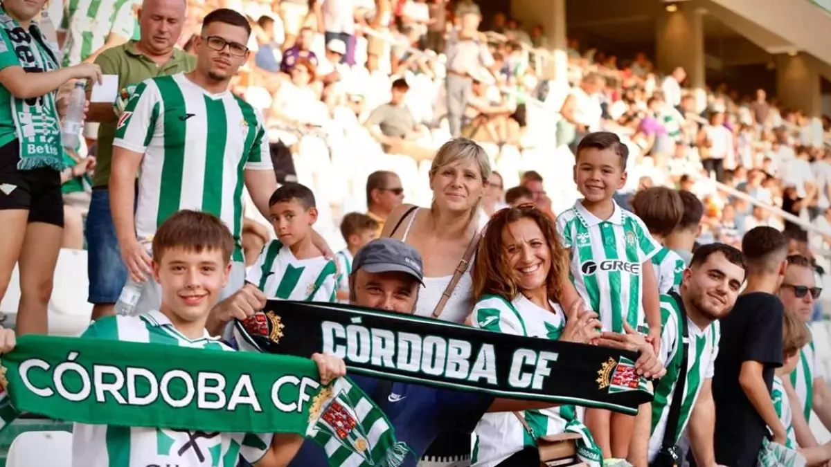 El Córdoba CF llega a los 17.000 abonados pero quiere todavía más