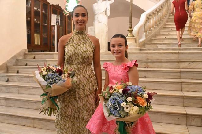 Las mejores fotos de la recepción en el Ayuntamiento de Castelló a las nuevas reinas y damas de la ciudad
