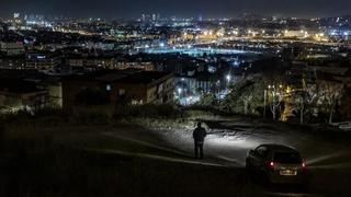 Santa Coloma de Gramenet recupera la figura del sereno para frenar la inseguridad