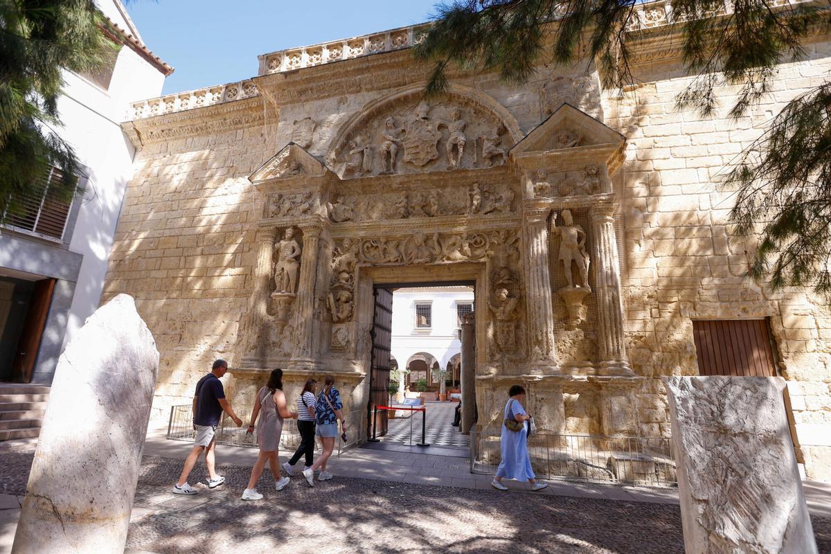 Fachada Museo Arqueológico de Córdoba