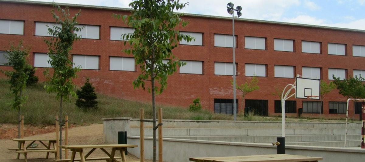 Fachada del Instituto de Alella.
