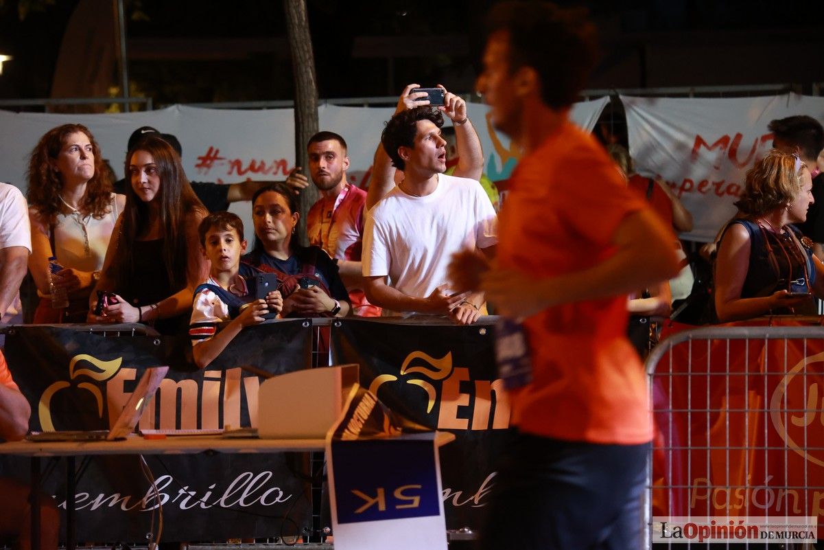 Las mejores imágenes de la carrera nocturna de Murcia