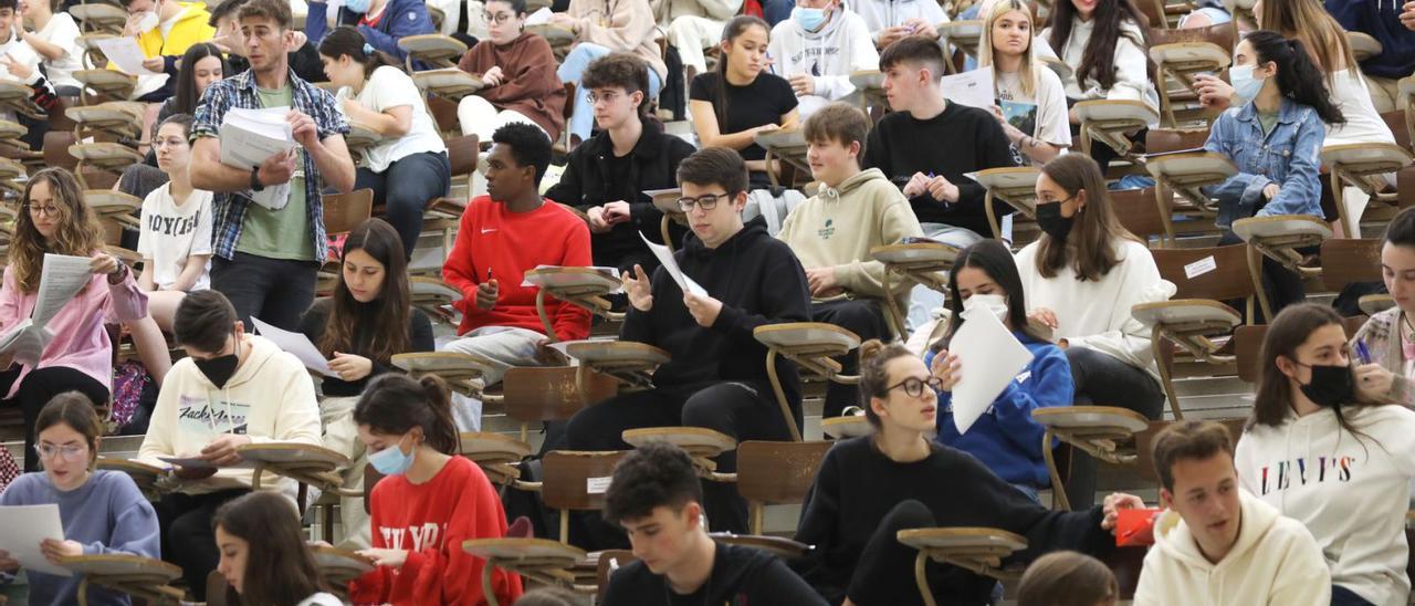 Alumnos en el examen de selectividad, el pasado mes de junio.