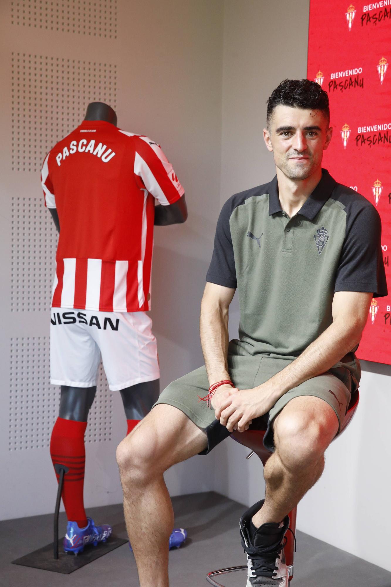 Presentación de Pascanu con el Sporting