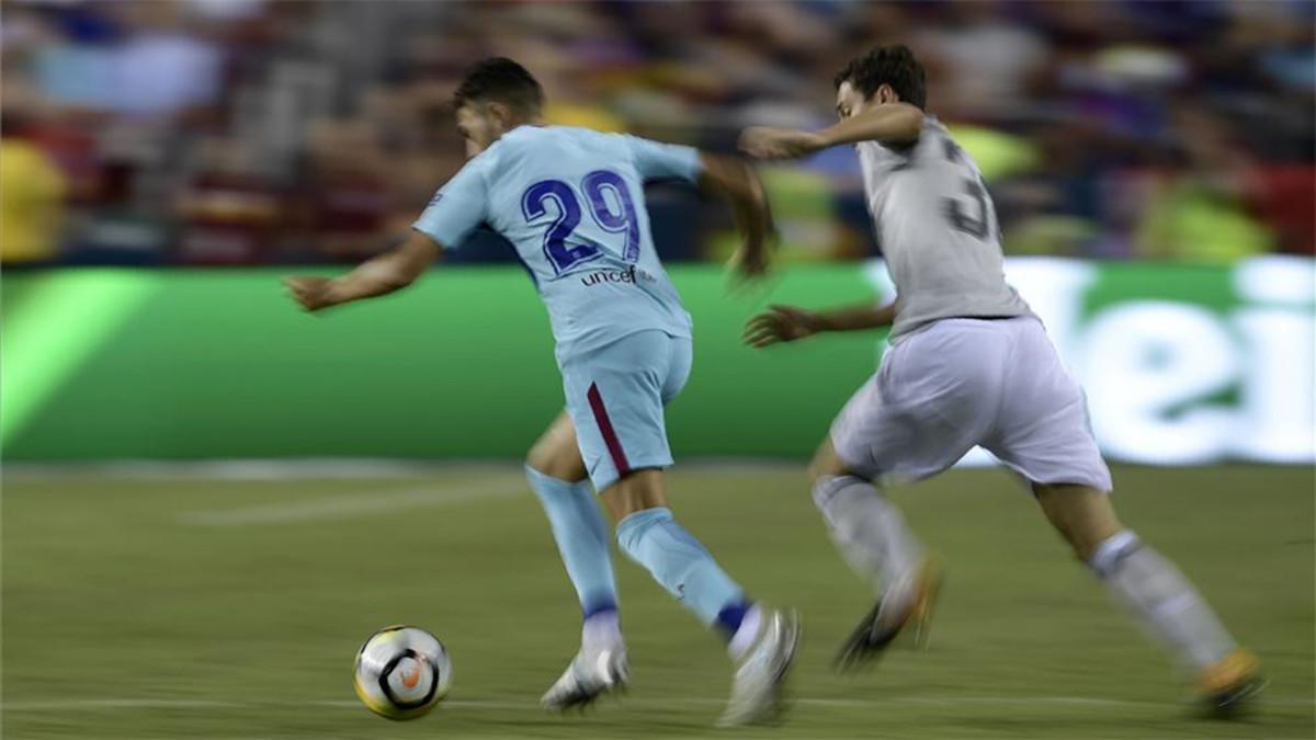 Munir debutó en pretemporada con Barça