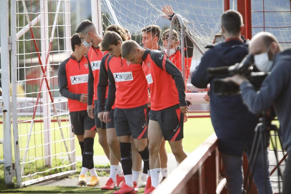 Entrenamiento del Sporting en Mareo.