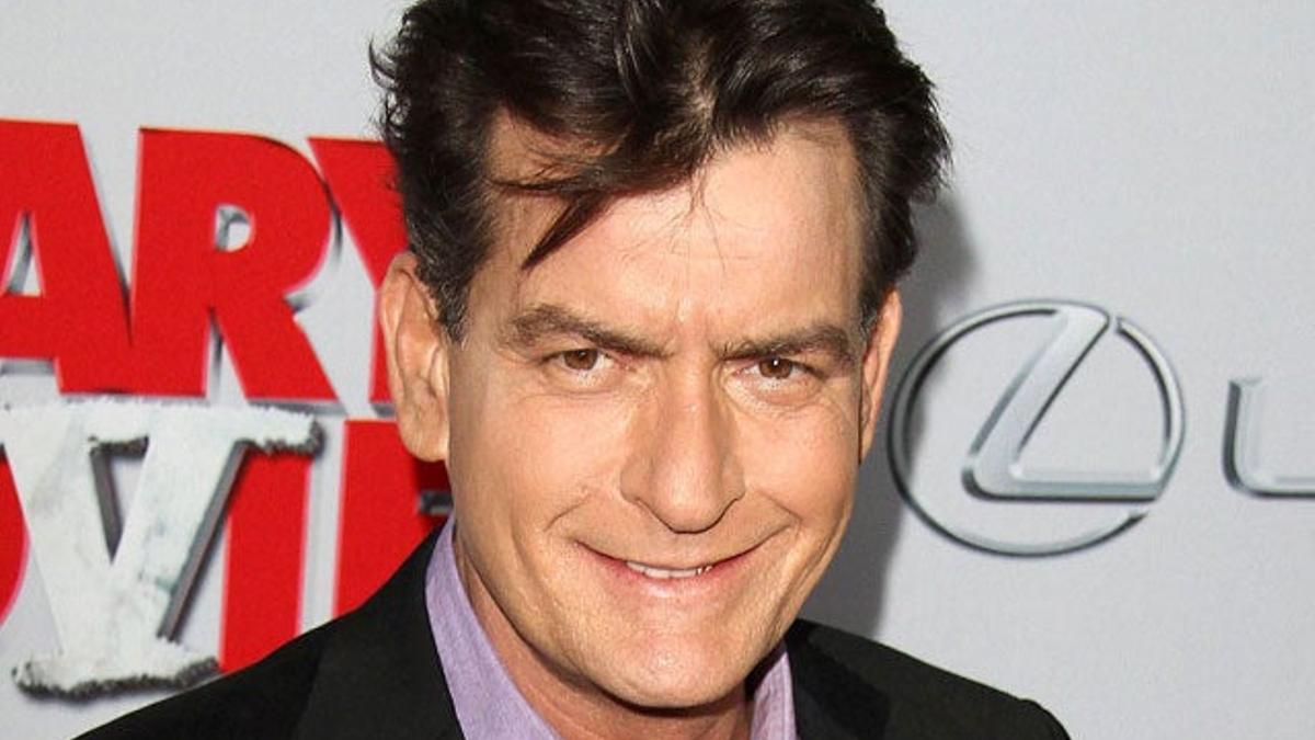 Charlie Sheen ataca a su dentista