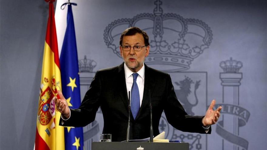 Rajoy: &quot;Por suerte, el Gobierno de izquierdas no ha salido adelante&quot;