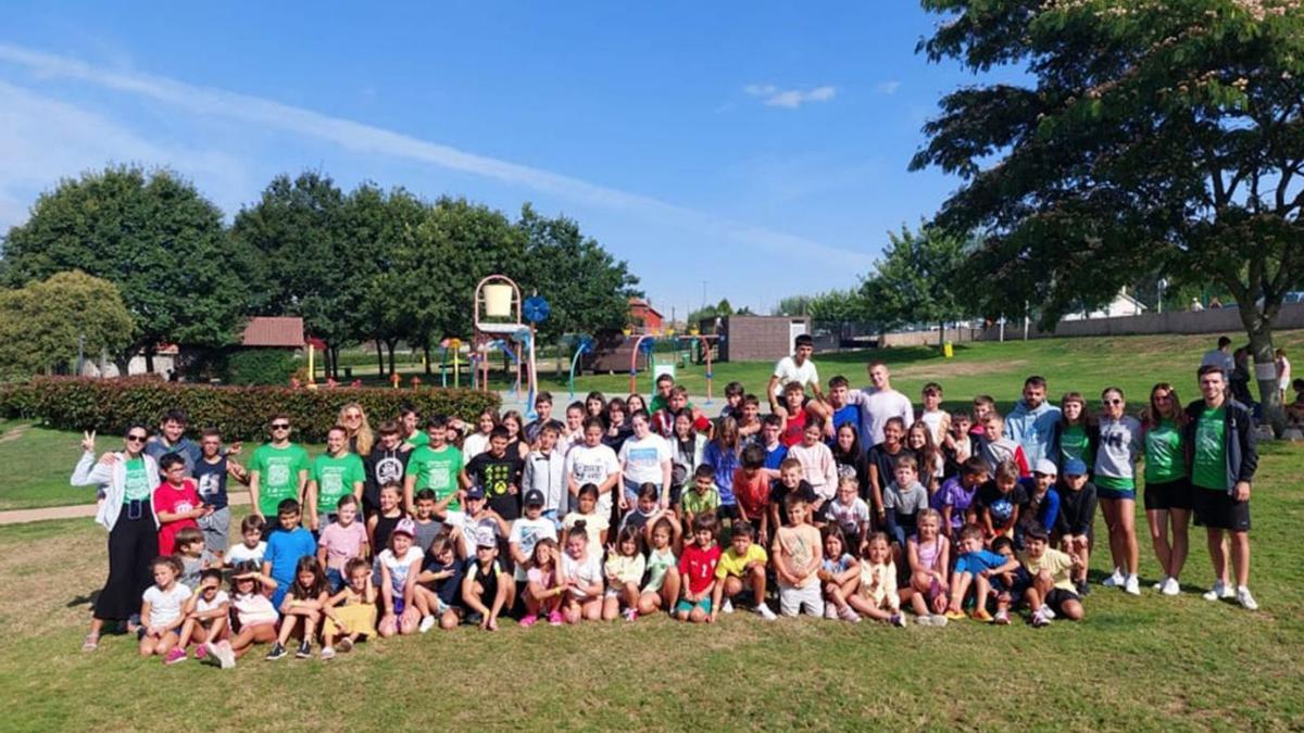 Excursión a Cerceda de los niños del Campus de Verán