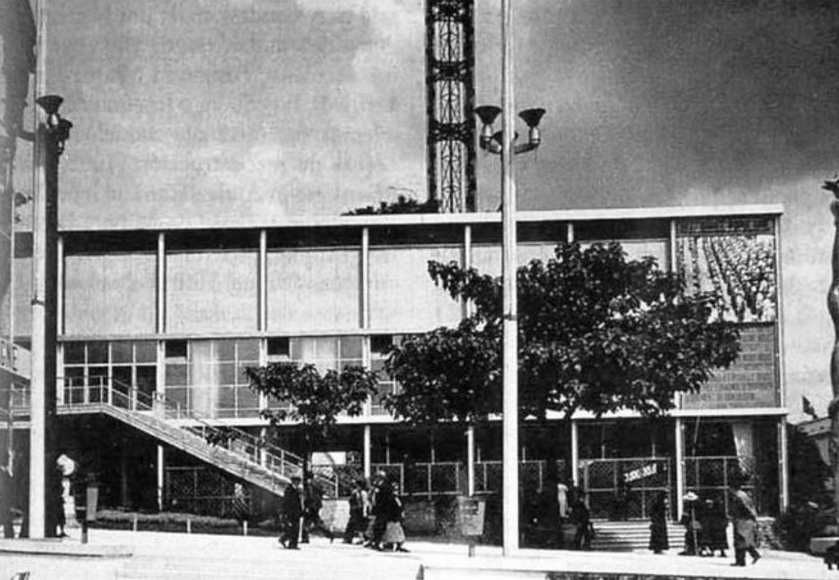 El «Guernica», que estuvo expuesto en París.