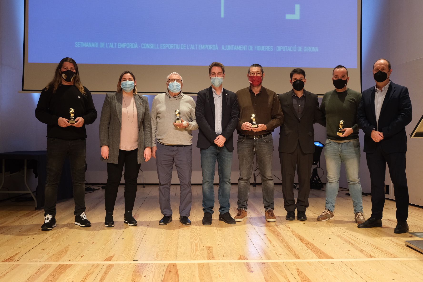 Els guardonats dels Premis Amos de l'Àrea reben el seu reconeixement