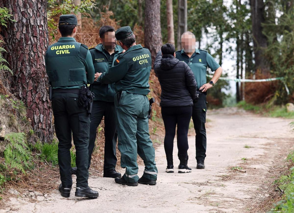 Despliegue de la Guardia Civil en Baiona por la investigación de un posible crimen machista