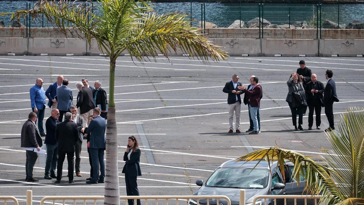 Visita de la comisión vaticana al puerto, donde se celebrará la misa del papa León XIV el viernes 12 de junio.