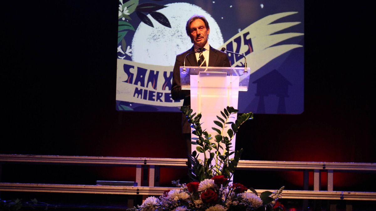 Emilio Esteban, durante la lectura del pregón.