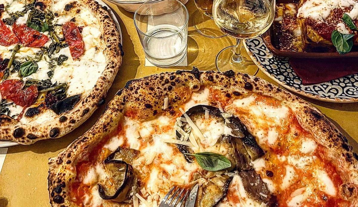 Algunas de las pizzas de Calabrè Trattoria.