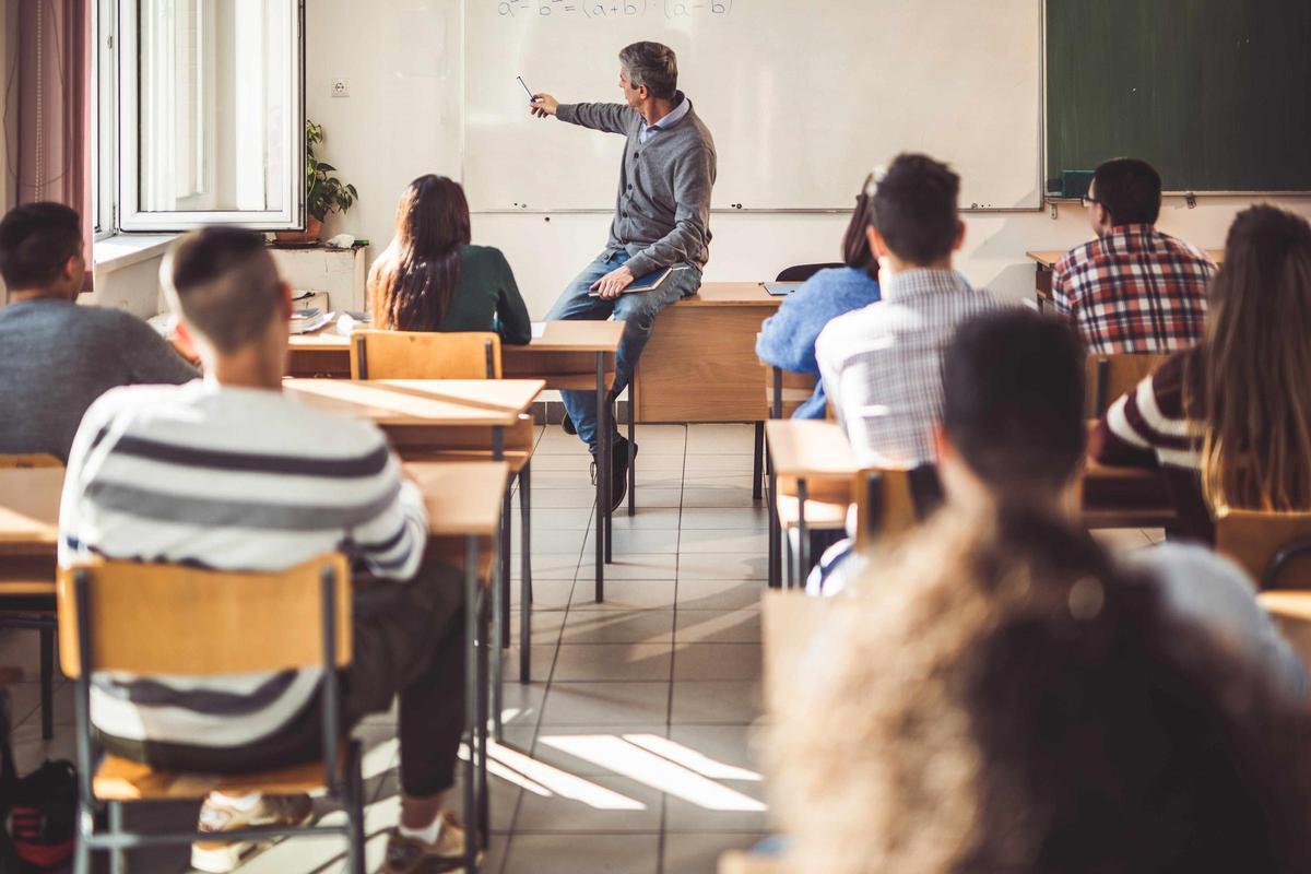 Alumnado en una clase de secundaria.