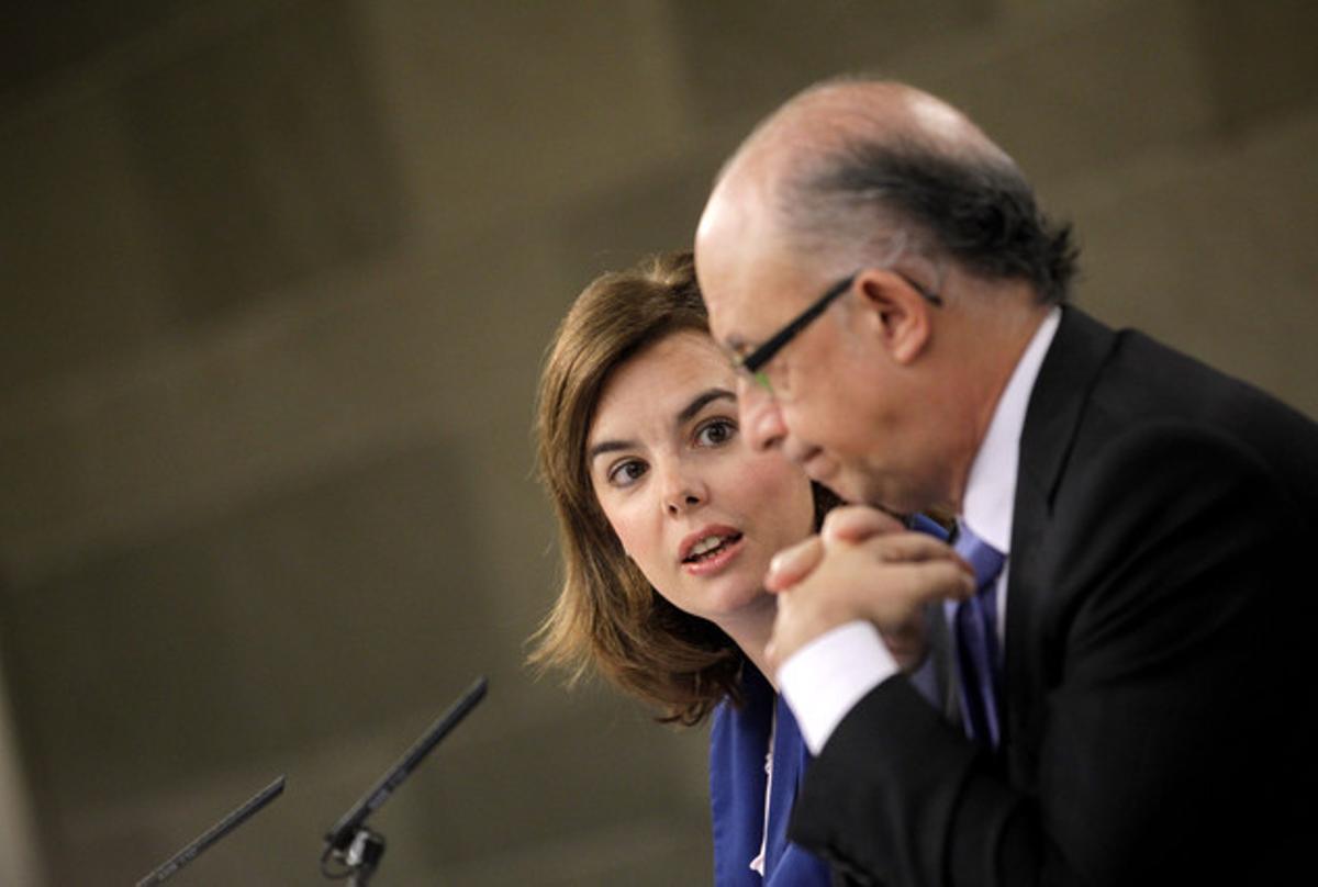 Sáenz de Santamaría y Montoro, en la rueda de prensa posterior al Consejo de Ministros de este viernes.