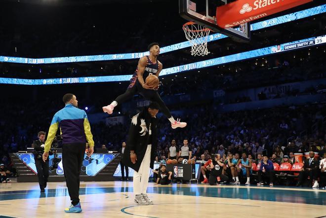 Las imagenes espectaculares del concurso de mates y triples de NBA All Star 2019