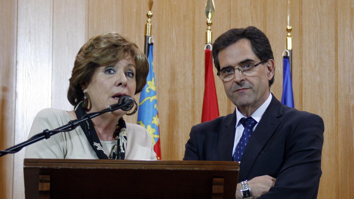Lola Botella y Salvador Ferrer en una imagen del año 2013.