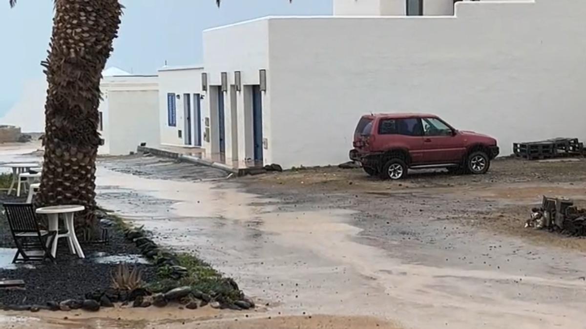 Lluvia en La Graciosa por la borrasca Francis