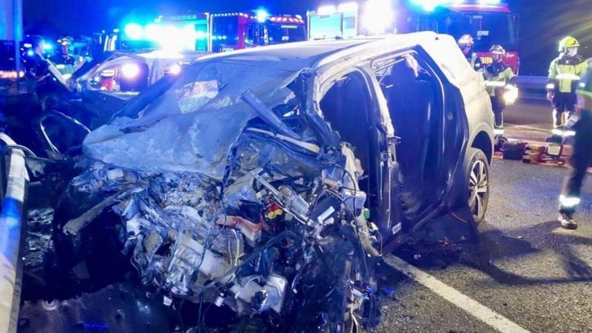 Estado en el que quedó uno de los coches implicados en el siniestro.