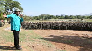 Maduro anima a las fuerzas militares a mantenerse unidas