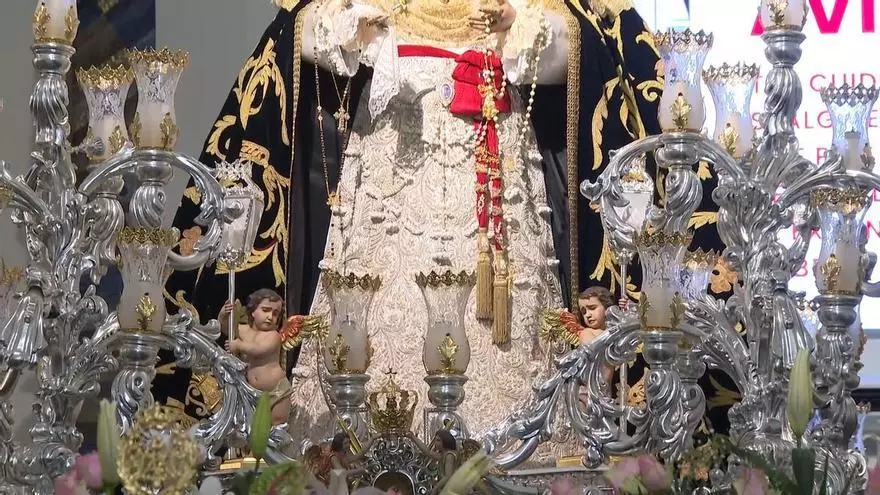 Nuestra Señora de los Dolores procesiona el Viernes Santo junto al Medinaceli de Madrid