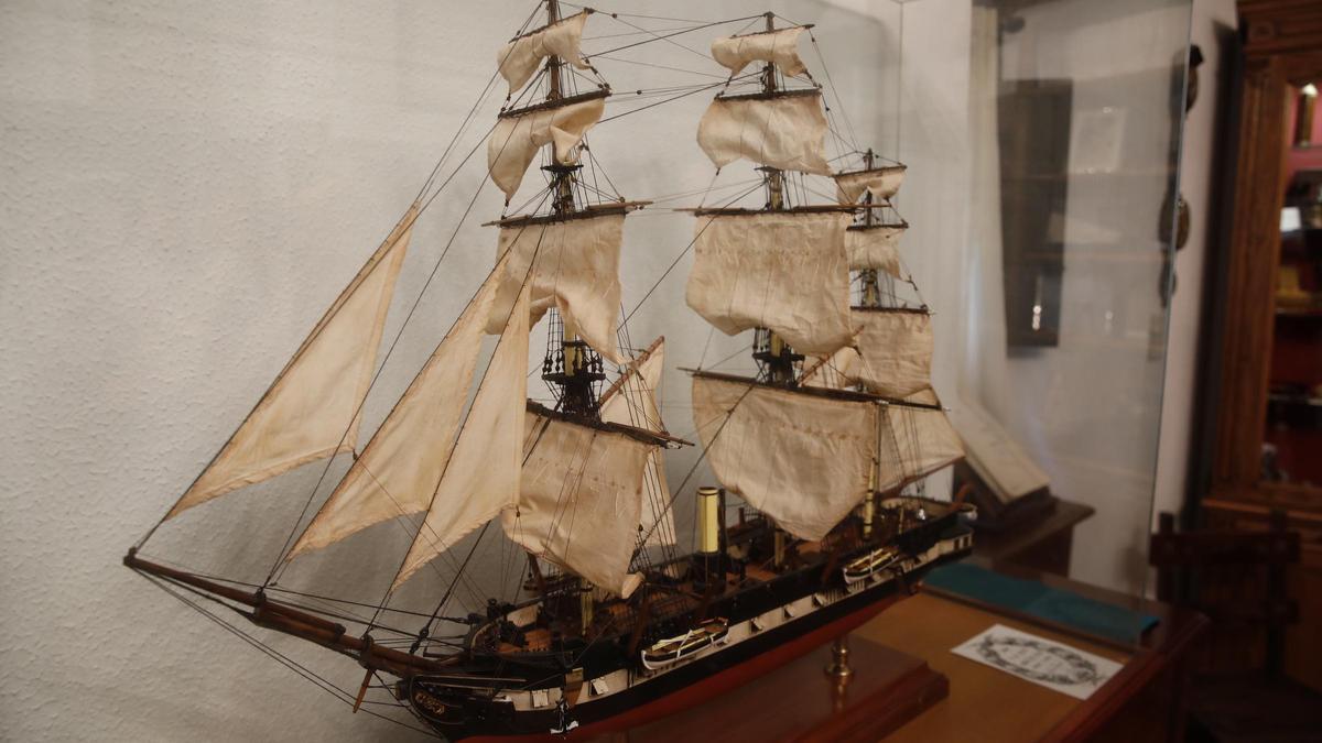 La maqueta de un barco en la Fundación Alvargonzález.