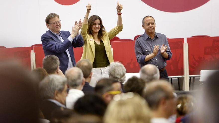 Puig, Gómez y Sáez, ayer, en la sede de la UGT en València.