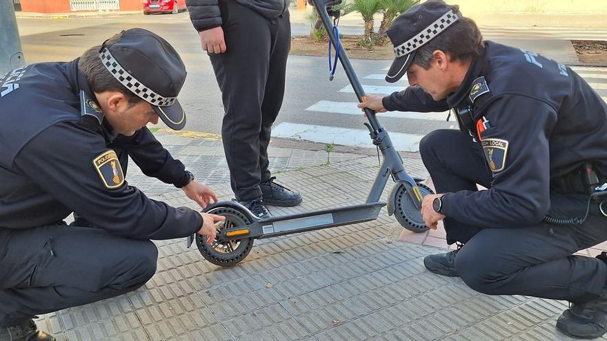 Vila-real verifica la legalidad de los patinetes eléctricos que se venden en la ciudad