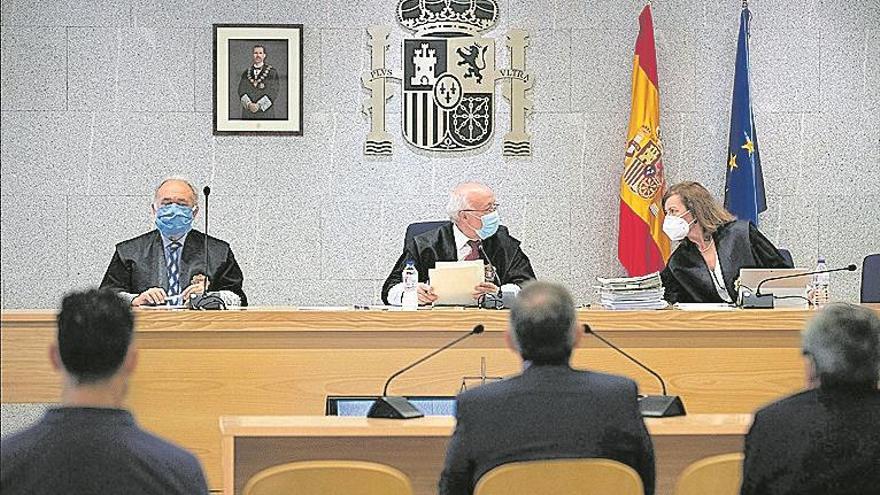 Un testigo dice que contrataron a dedo en la visita del Papa