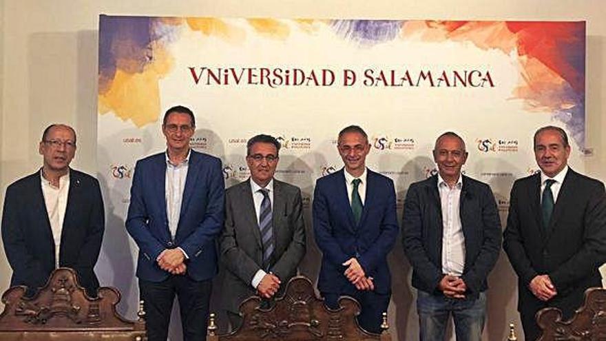 Representantes de Zamora 10 y de la Universidad de Salamanca.