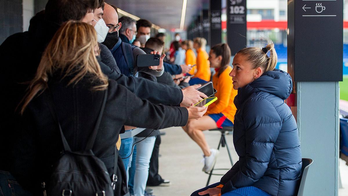 Las futbolistas del Barça atendieron a la prensa en el 'Media Day'