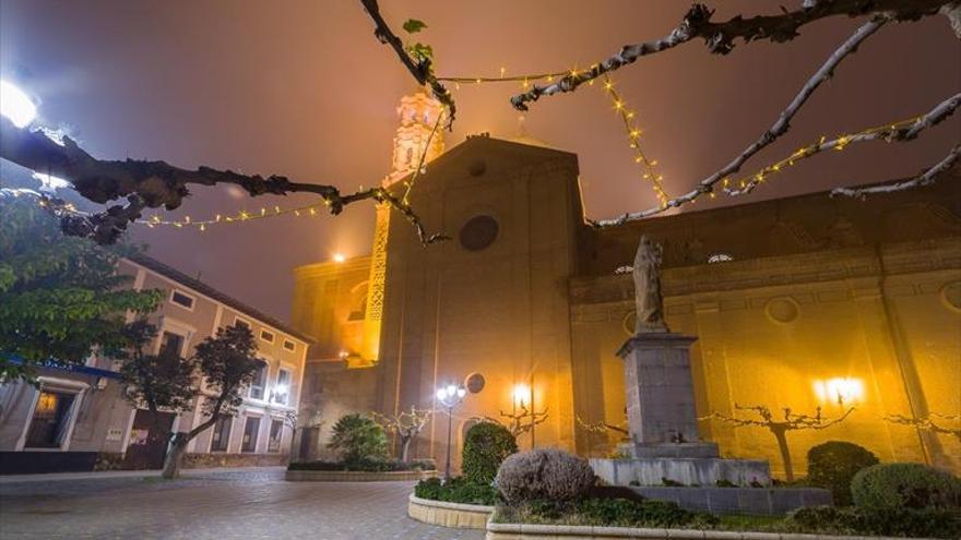 La Almunia estrena iluminación navideña en calles y plazas