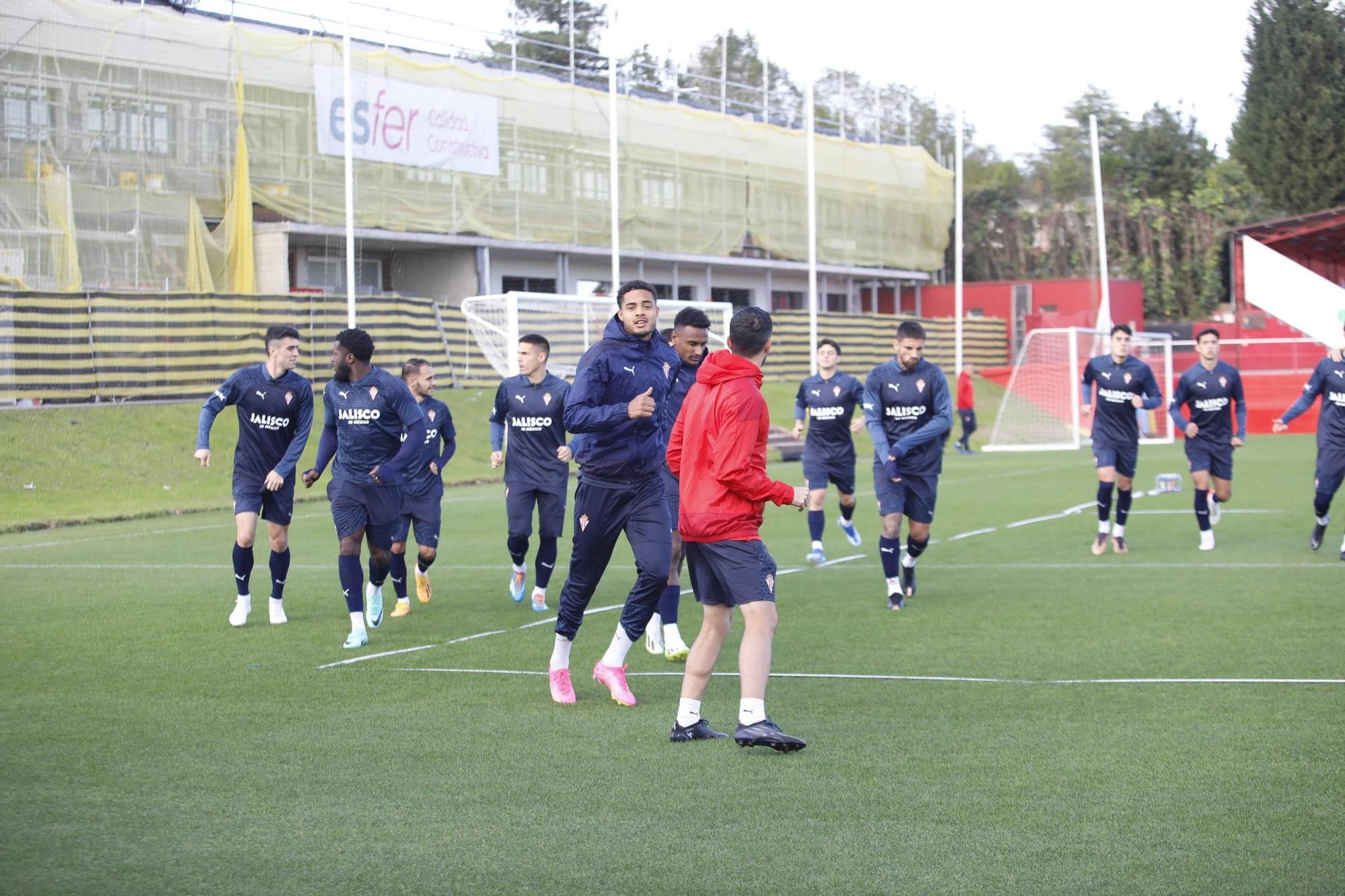 El Sporting vuelve a entrenar después de la victoria en Villareal (en imágenes)