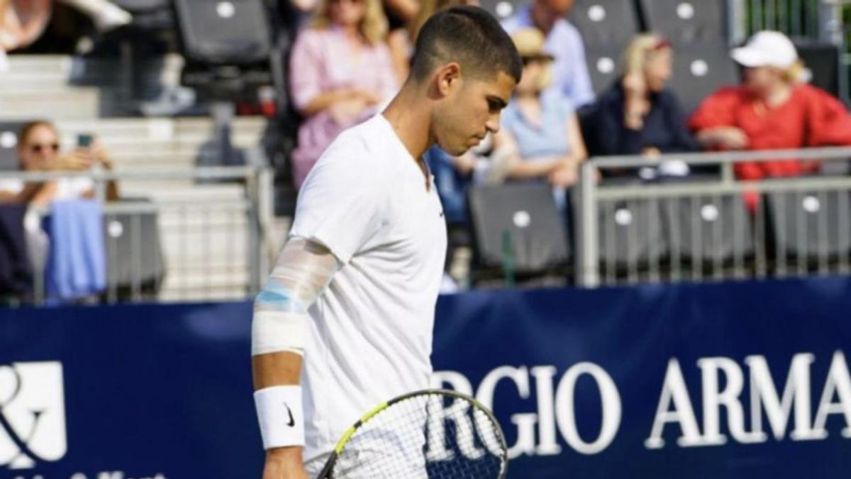 Alcaraz, con el vendaje que lució ayer en su brazo. | INSTAGRAM