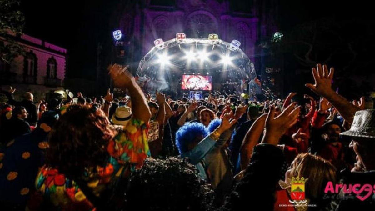 El Ayuntamiento de Arucas anuncia que el municipio tiene tema de carnaval.