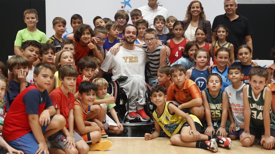 Dani Stix: &quot;Lo mejor que han hecho mis padres es tratarme como si no tuviese una discapacidad&quot;