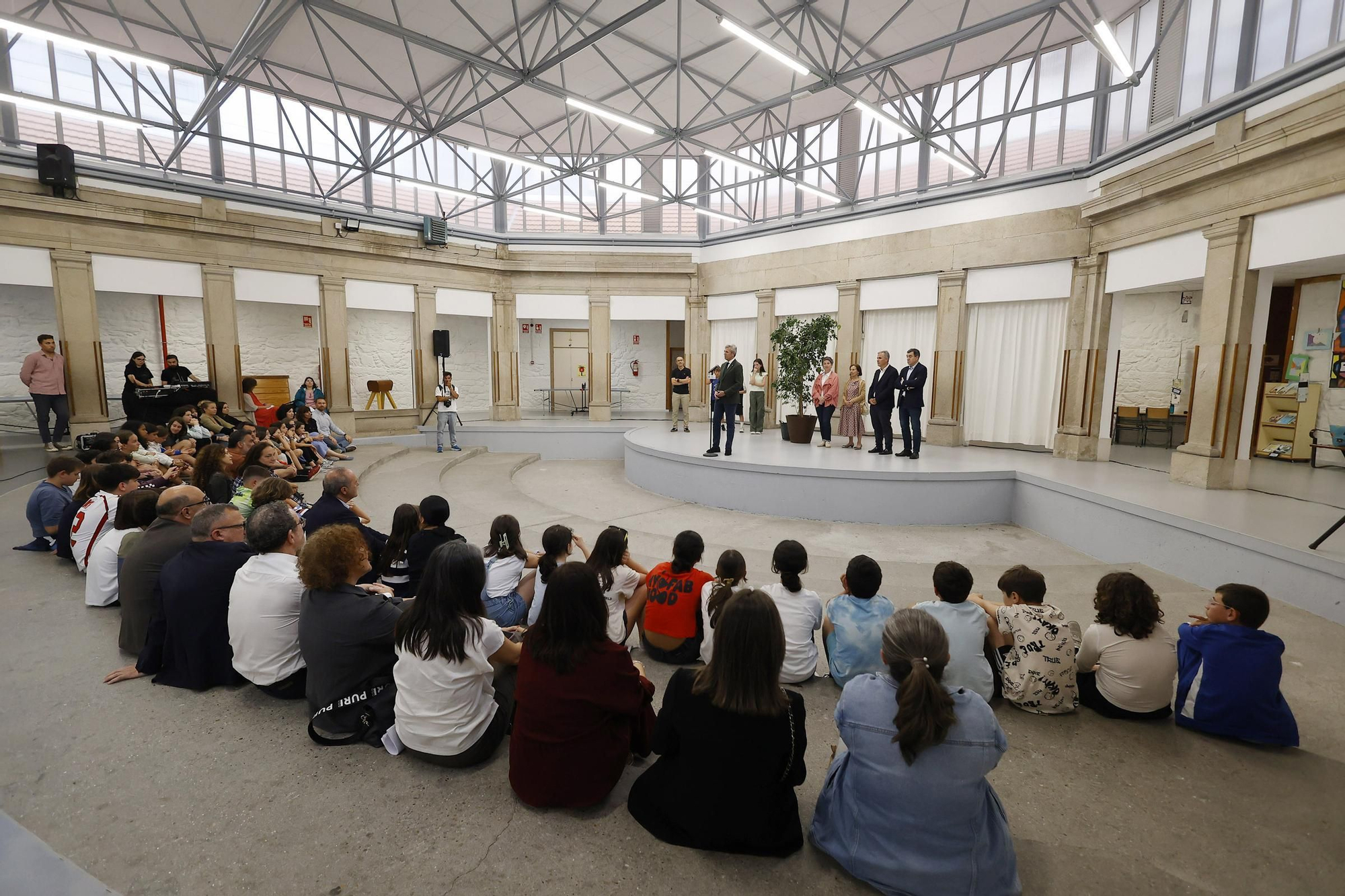 Así lucen tras la reforma dos históricos centros de la educación de vanguardia de Pontevedra