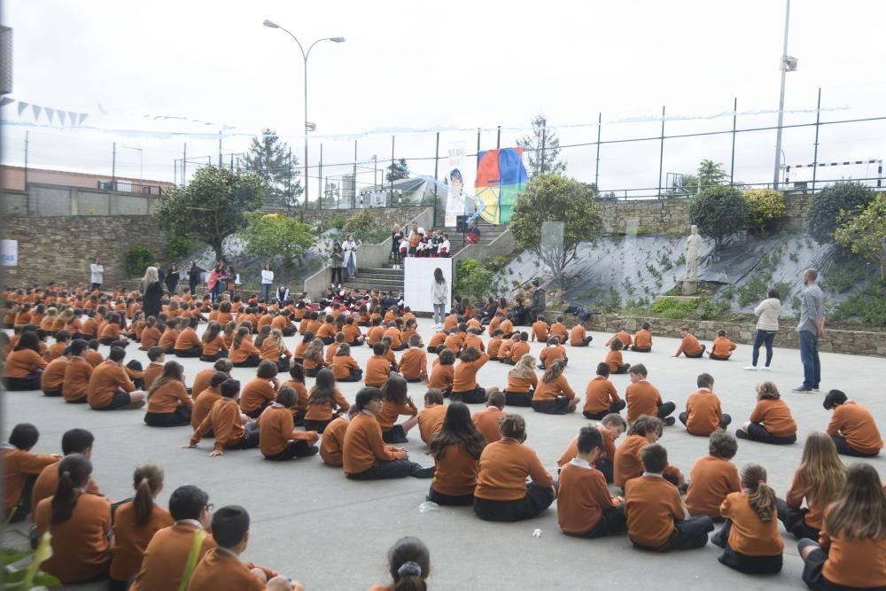 Susana Seivane visita el colegio Franciscanas con motivo del Día das Letras