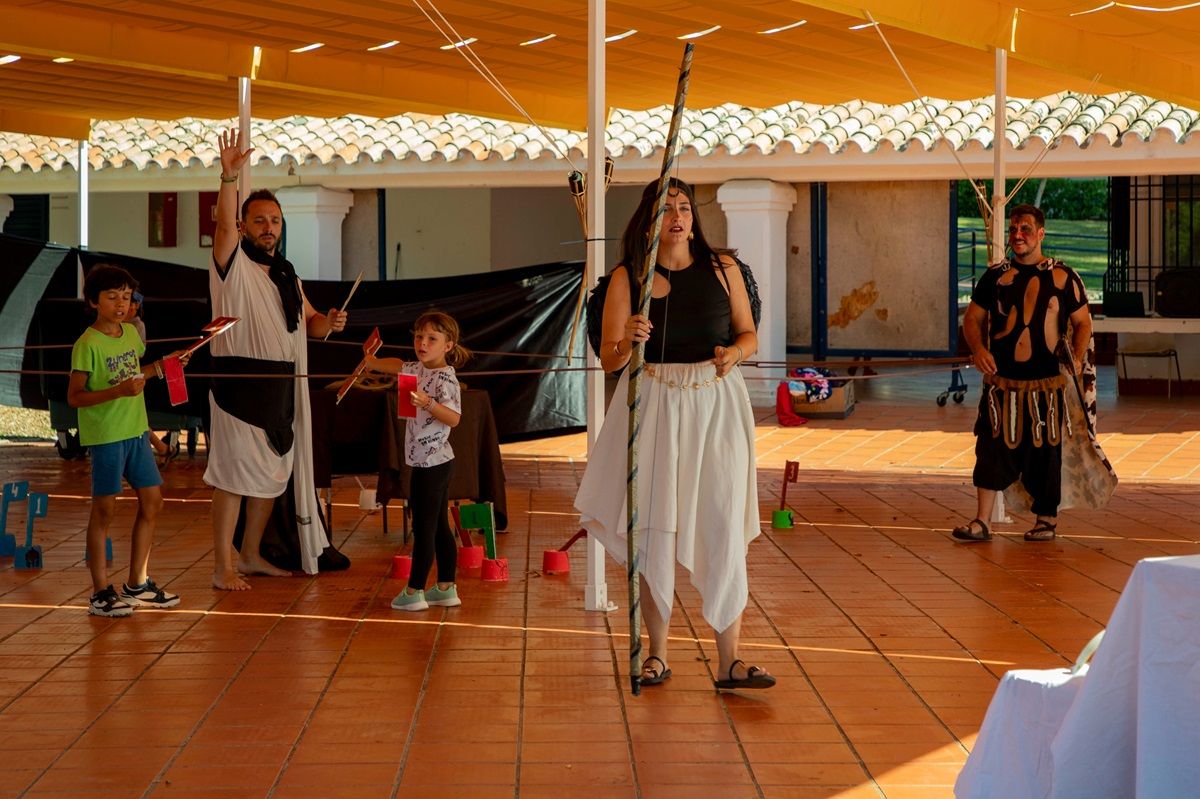 Los campamentos de verano en Cerro Muriano, en imágenes
