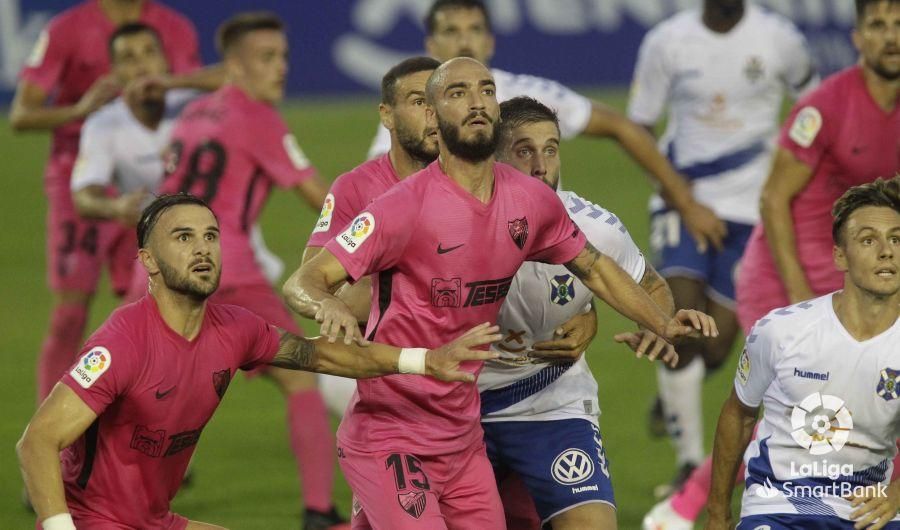 Partido del Tenerife y el Málaga CF de la Liga SmartBank.