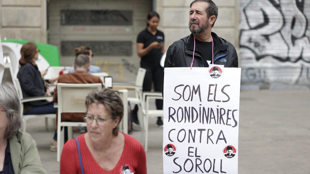 BARCELONA 26/04/2023  Barcelona.  Rueda de prensa de la FAVB Acció veïnal en el Dia Internacional de Conscienciación sobre el Ruido      FOTO de FERRAN NADEU