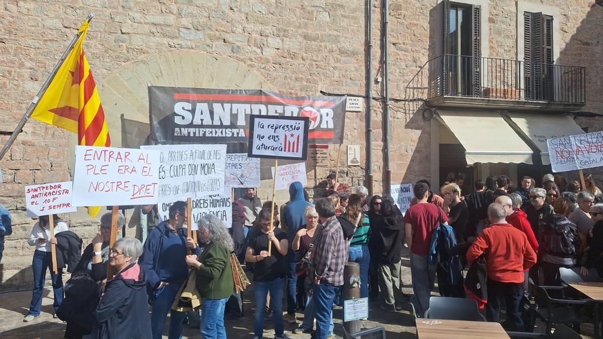 Protesta de la CUP a Santpedor