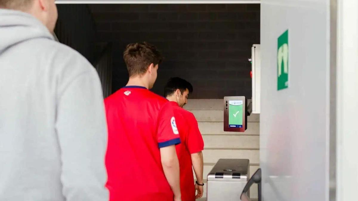 Control de acceso biométrico.