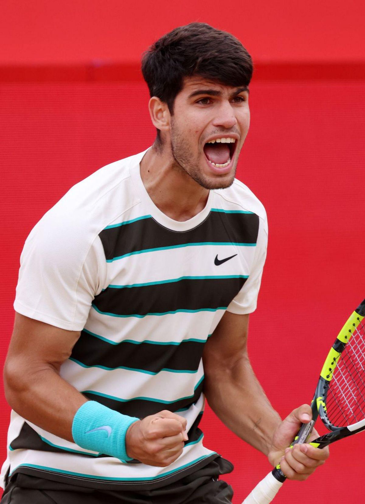 Carlos Alcaraz, en su triunfo en la final de Queen’s. | ANDY RAIN/EFE