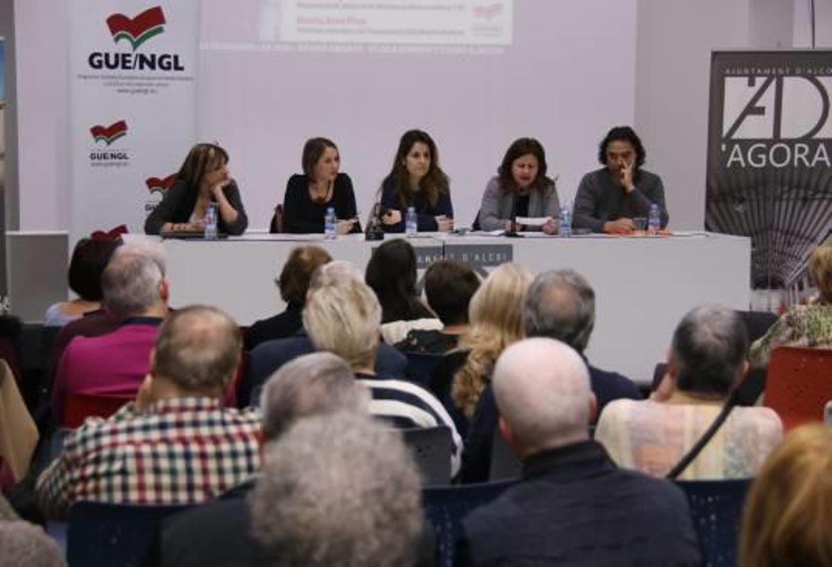 Un alcoyano investiga su adopción al sospechar que es otro caso de bebé robado