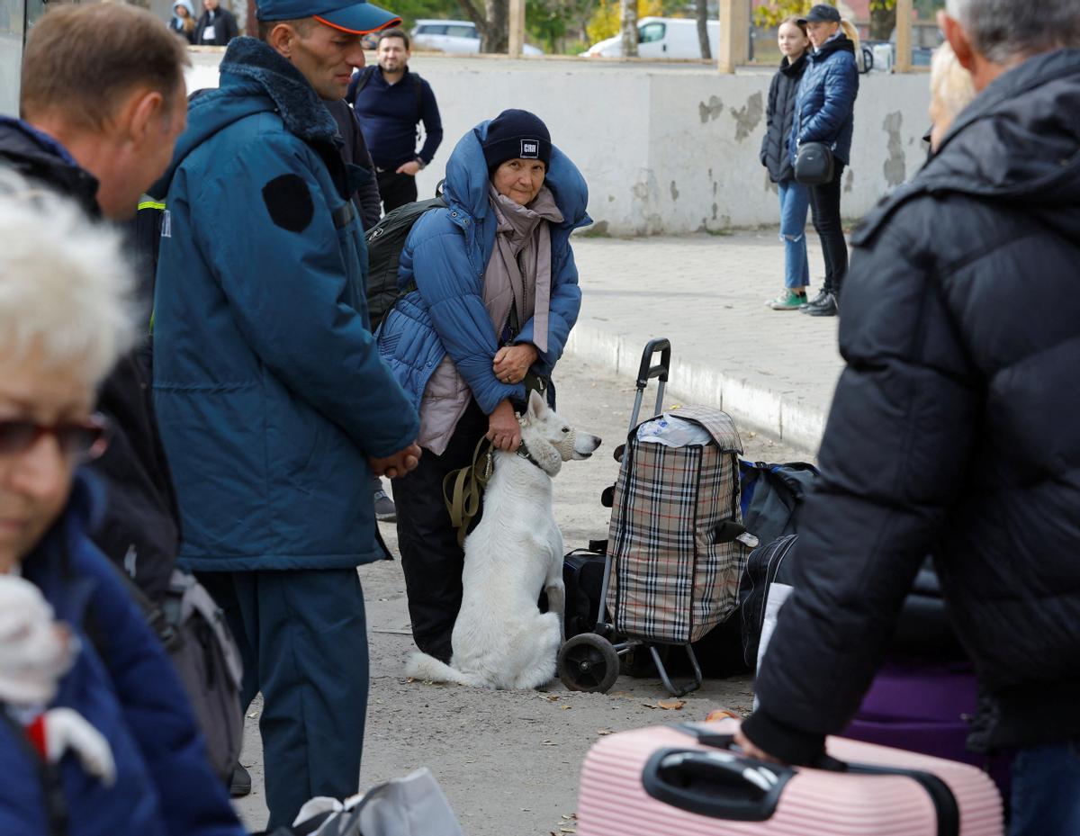 Evacuación de civiles de la ciudad ucraniana de Jersón